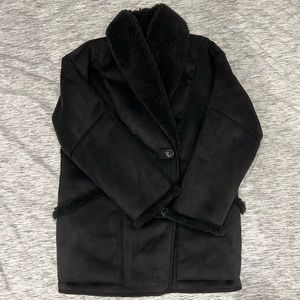 BNWOT Aritzia Shearling / Sherpa Jacket